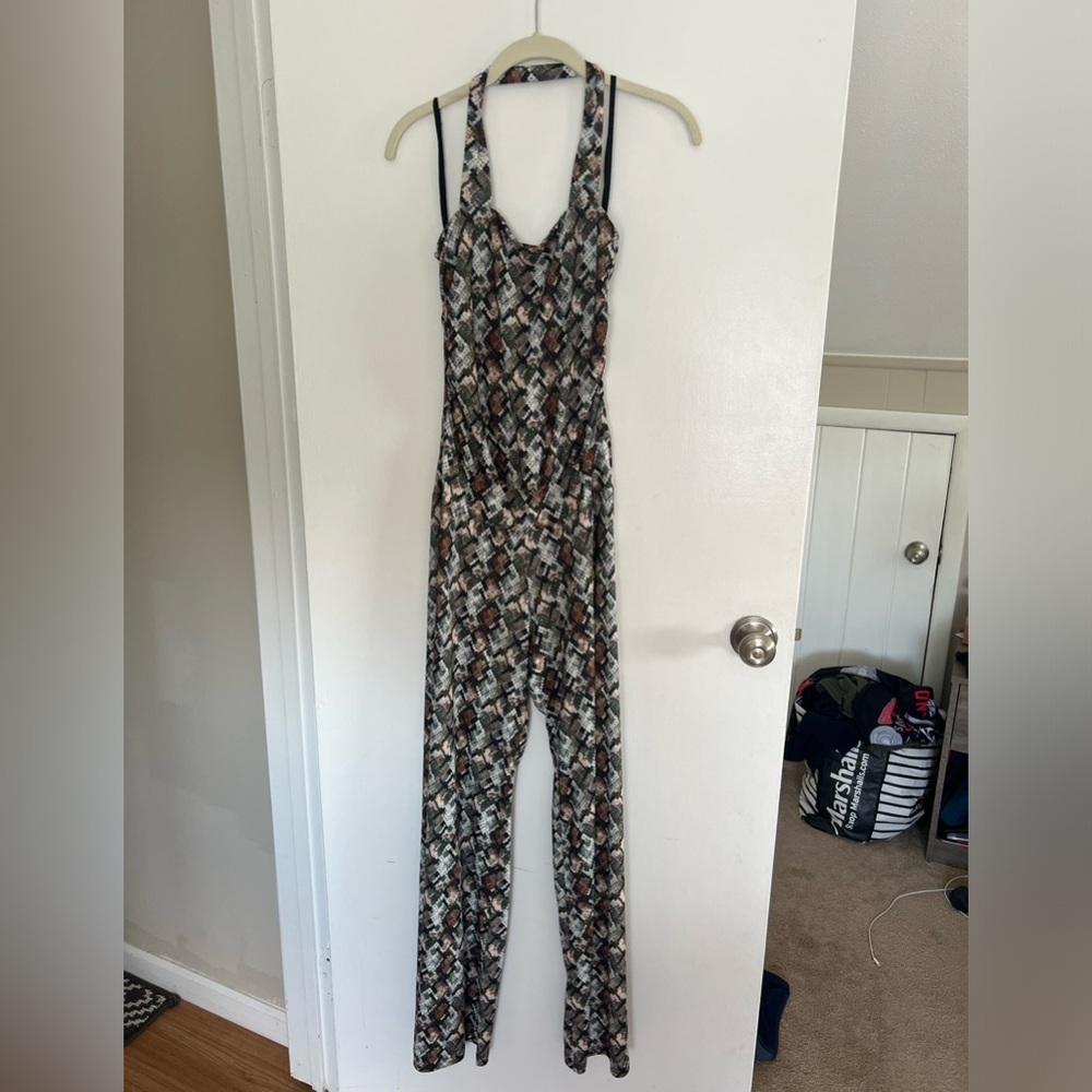 Patterned Halter-neck Jumpsuit